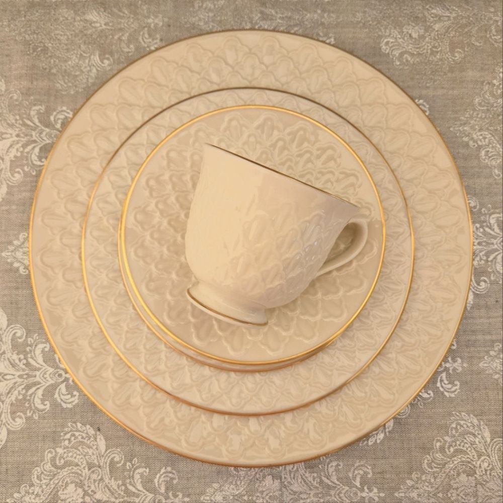 ❤️🎄🛍VINTAGE LENOX JACQUARD GOLD CHINA 5 PIECE PLACE SETTING